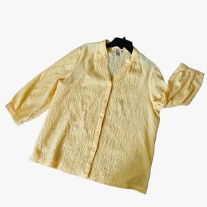 White Stag Yellow Crinkle Button Down Blouse Size XXL